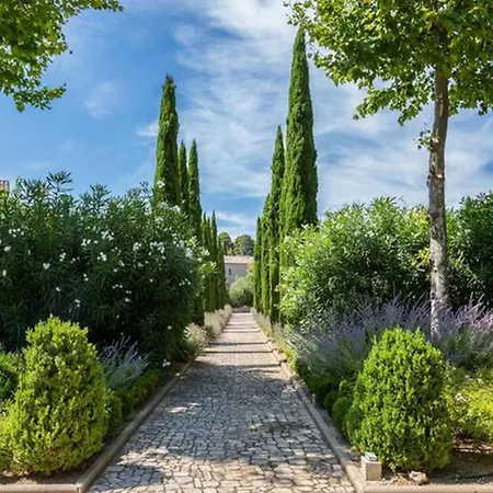 Awesome In Saint-laurent-de-la-ca With Wifi Casa vacanze